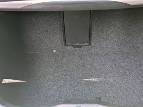 Used 2004 Volkswagen Beetle GLS FWD image 13