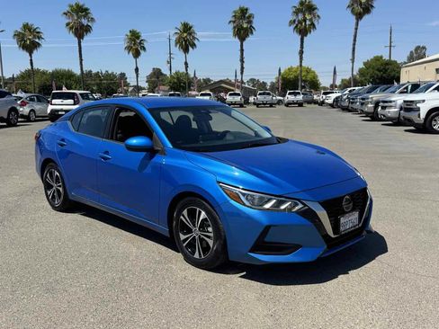 Used 2021 Nissan Sentra SV FWD image 2