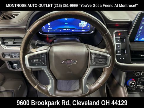 Used 2022 Chevrolet Tahoe Z71 w/ Z71 Off-Road Package AWD/4WD image 16
