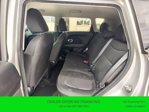 Used 2016 Kia Soul FWD image 11