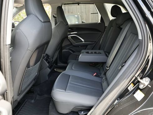 Used 2025 Audi Q5 Premium Plus w/ Premium Plus AWD/4WD image 25