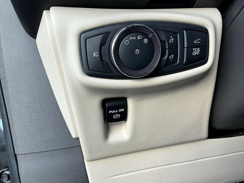 Used 2019 Lincoln Nautilus Reserve image 14