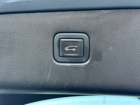 Used 2023 Chevrolet Blazer RS w/ Driver Confidence II Package AWD/4WD image 19