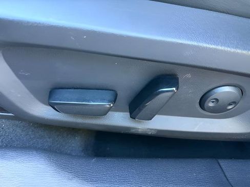 Used 2023 Mitsubishi Outlander ES image 12