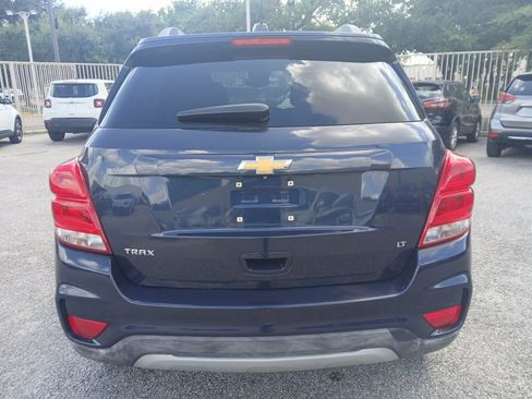Used 2018 Chevrolet Trax LT FWD image 6