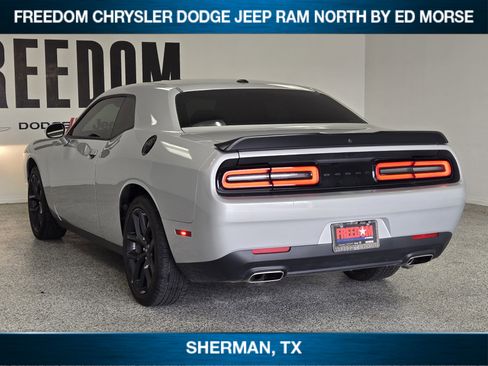 Used 2023 Dodge Challenger SXT w/ Blacktop Package RWD image 4