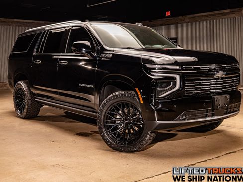 Used 2025 Chevrolet Suburban High Country image 1