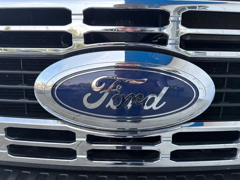 Used 2025 Ford F350 XLT AWD/4WD image 29