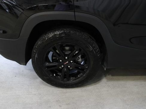 Used 2024 GMC Terrain AT4 w/ Infotainment Package II AWD/4WD image 38