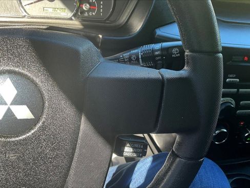 Used 2011 Mitsubishi Endeavor LS AWD/4WD image 12