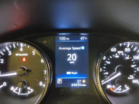 Used 2019 Nissan Rogue SV w/ Premium Package image 23