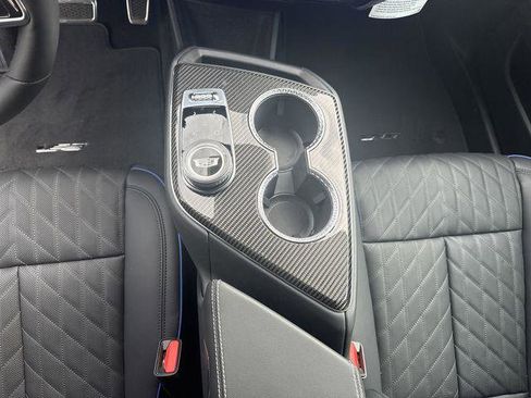 New 2026 Cadillac Optiq V image 15
