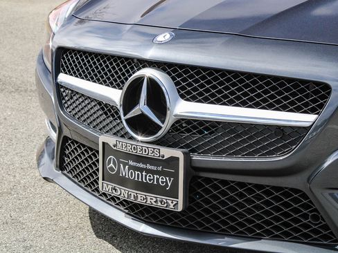 Used 2014 Mercedes-Benz SL 550 image 5