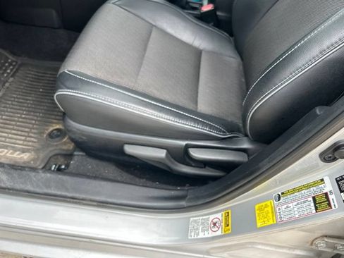 Used 2014 Toyota Corolla S FWD image 19