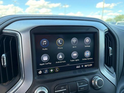 Used 2023 GMC Sierra 3500 SLE w/ Remote Start Package AWD/4WD image 14