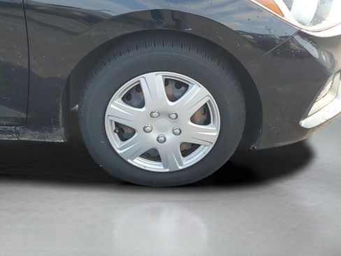 Used 2020 Hyundai Accent SE FWD image 28