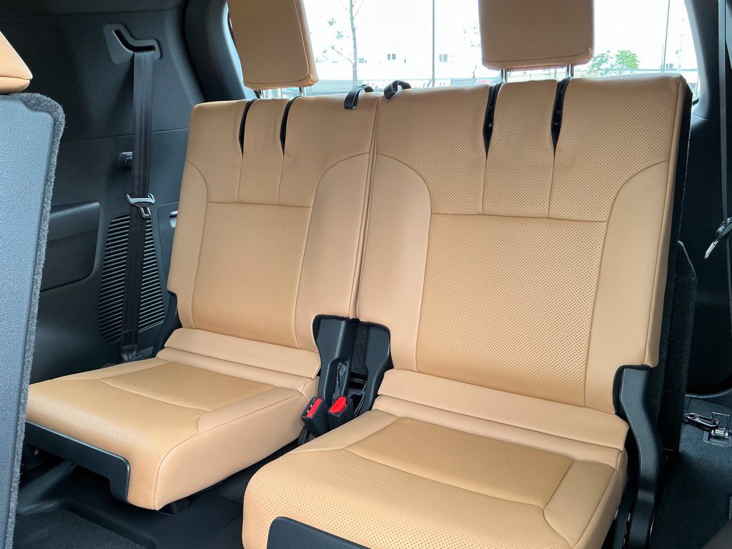 New 2026 Lexus LX 600 4WD w/ Accessory Package (2T) image 16