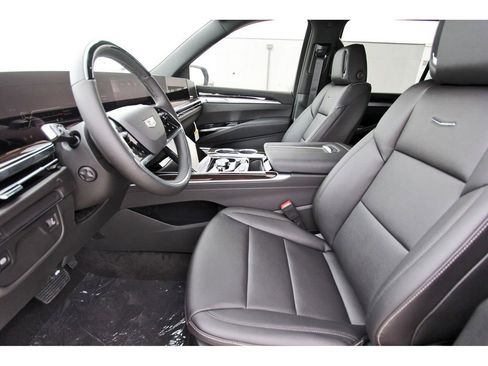 New 2026 Cadillac Escalade ESV 2WD image 6