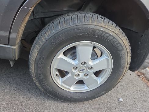Used 2012 Ford Escape XLT AWD/4WD image 7