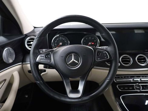 Used 2017 Mercedes-Benz E 300 4MATIC image 23