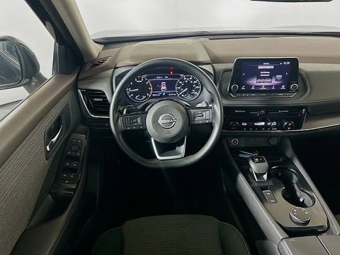 Used 2023 Nissan Rogue SV image 21