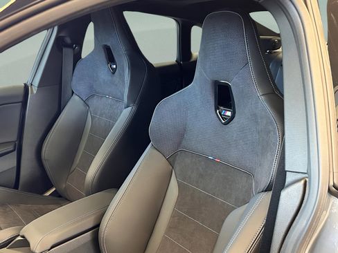 Used 2026 BMW M235i xDrive w/ Technology Package image 27