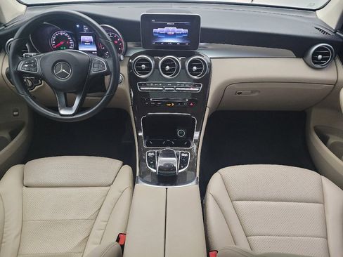Used 2017 Mercedes-Benz GLC 300 4MATIC w/ Premium 1 Package image 22