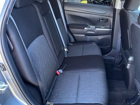 Used 2021 Mitsubishi Outlander Sport SE image 16