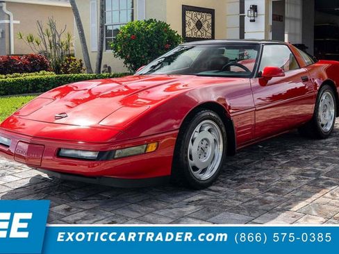 Used 1992 Chevrolet Corvette Coupe RWD image 1