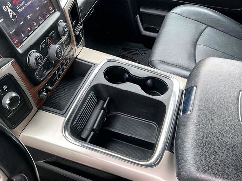 Used 2018 RAM 2500 Laramie image 32