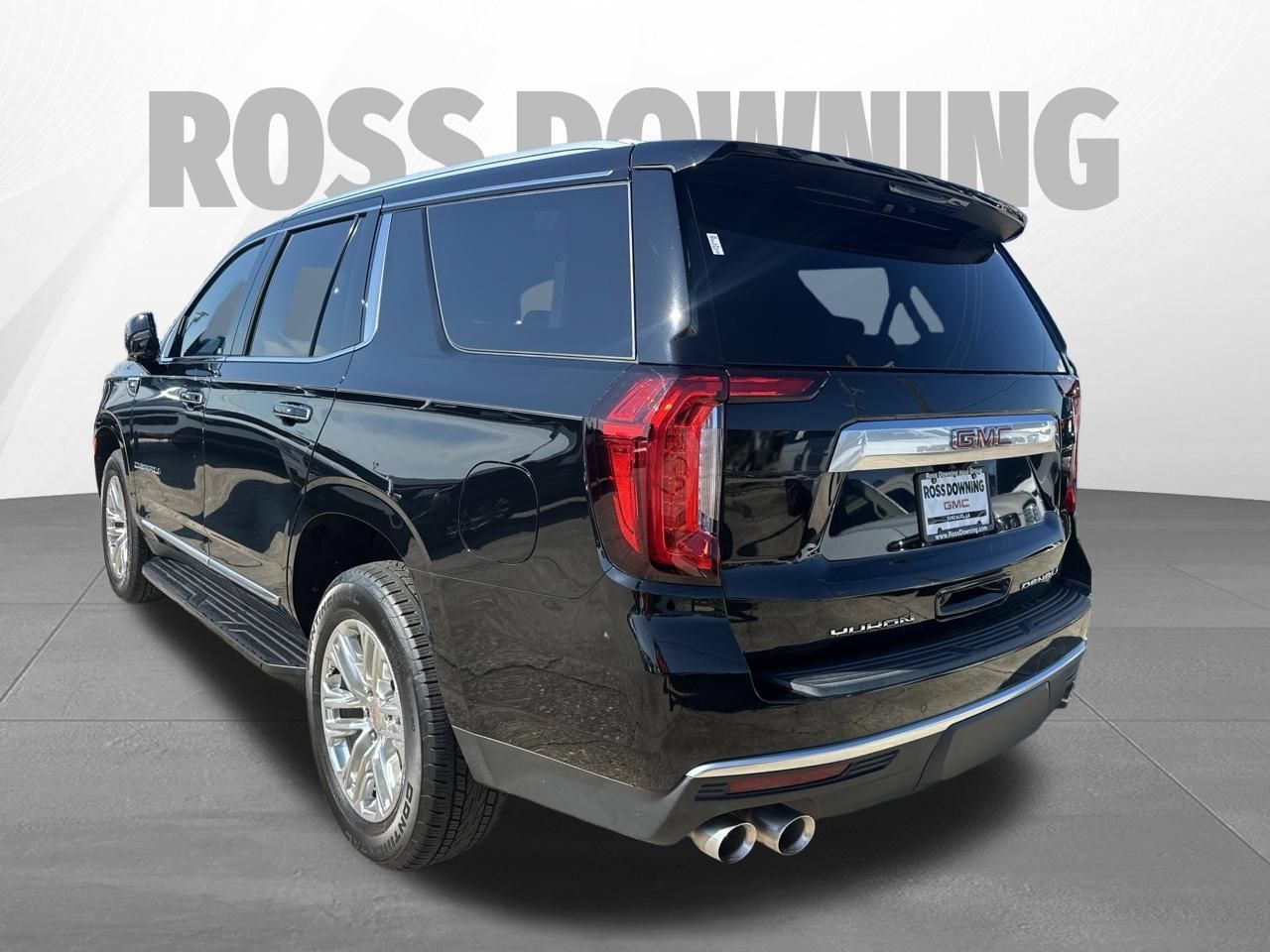 Used 2023 GMC Yukon Denali AWD/4WD image 6