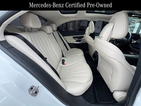 Used 2024 Mercedes-Benz E 350 4MATIC Sedan image 11