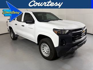 Used 2025 Chevrolet Colorado W/T w/ Advanced Trailering Package video 1