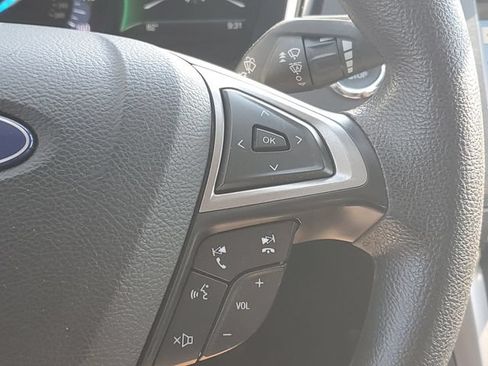 Used 2019 Ford Fusion SE FWD image 22