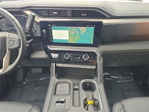 Certified 2024 GMC Sierra 2500 Denali w/ Denali Reserve Package image 14