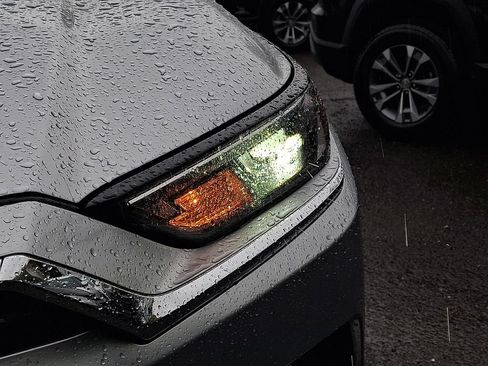 Used 2025 Toyota Grand Highlander AWD Hybrid image 36