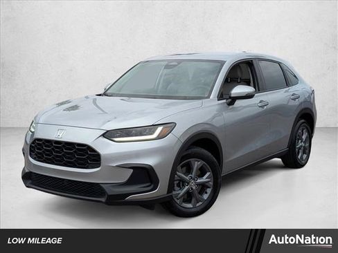 Certified 2026 Honda HR-V LX image 1