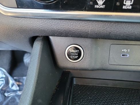 Used 2023 Nissan Rogue SV FWD image 34