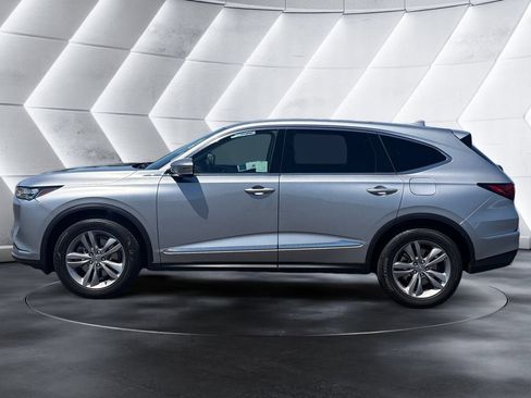 Used 2024 Acura MDX SH-AWD image 2