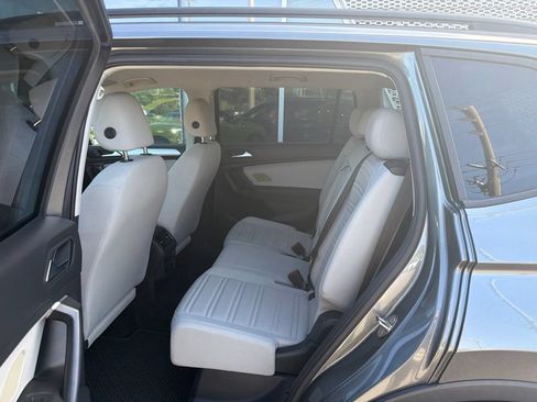 Used 2022 Volkswagen Tiguan S FWD image 8