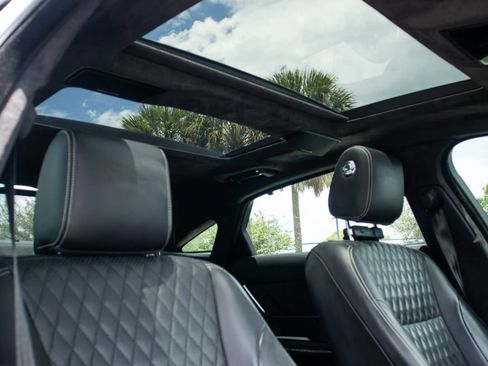 Used 2019 Jaguar XJ L Portfolio RWD image 19