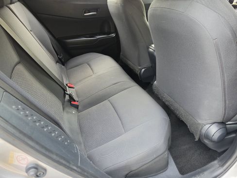 Used 2019 Toyota C-HR LE FWD image 15