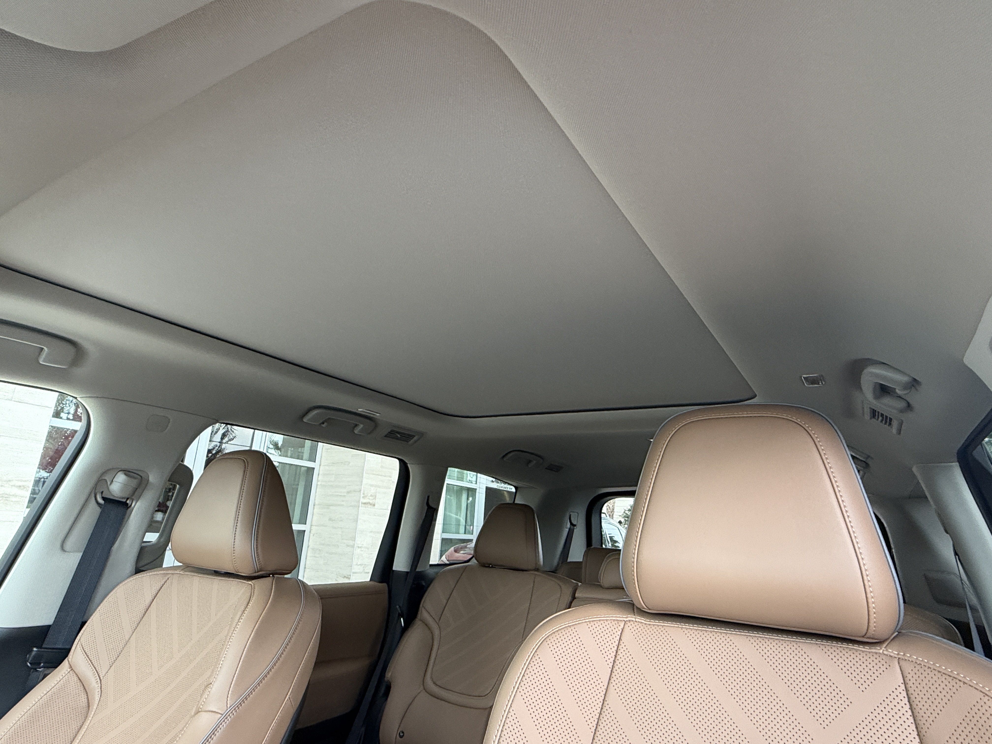 Certified 2027 INFINITI QX60 Luxe w/ Cargo Package FWD image 24