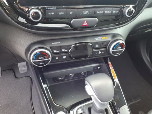 Used 2023 Kia Soul EX image 23