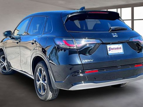 Certified 2023 Honda HR-V EX-L image 4