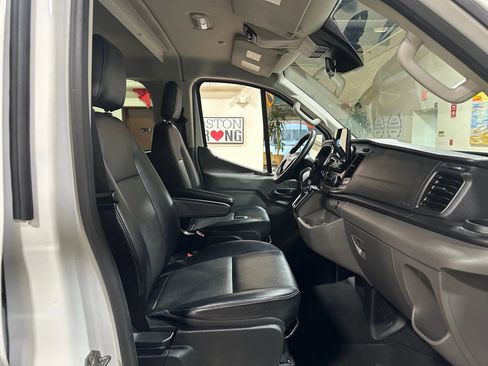 Used 2020 Ford Transit 150 XL image 25