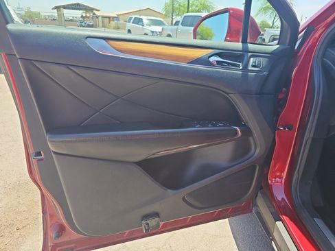 Used 2015 Lincoln MKC FWD w/ Equipment Group 102A Reserve image 11