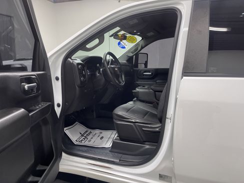 Used 2021 Chevrolet Silverado 2500 W/T w/ WT Fleet Convenience Package AWD/4WD image 9