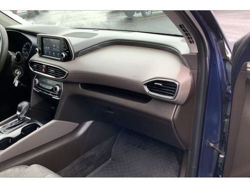 Used 2020 Hyundai Santa Fe SE image 17