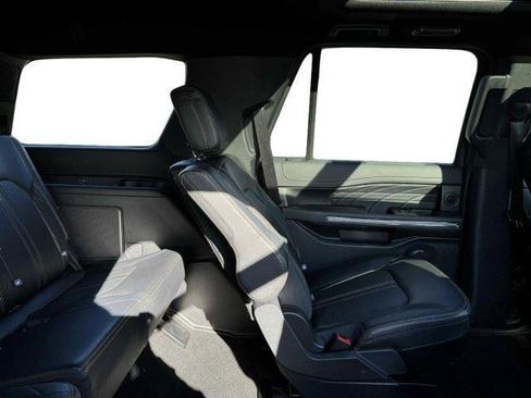 Used 2024 Ford Expedition Platinum RWD image 52